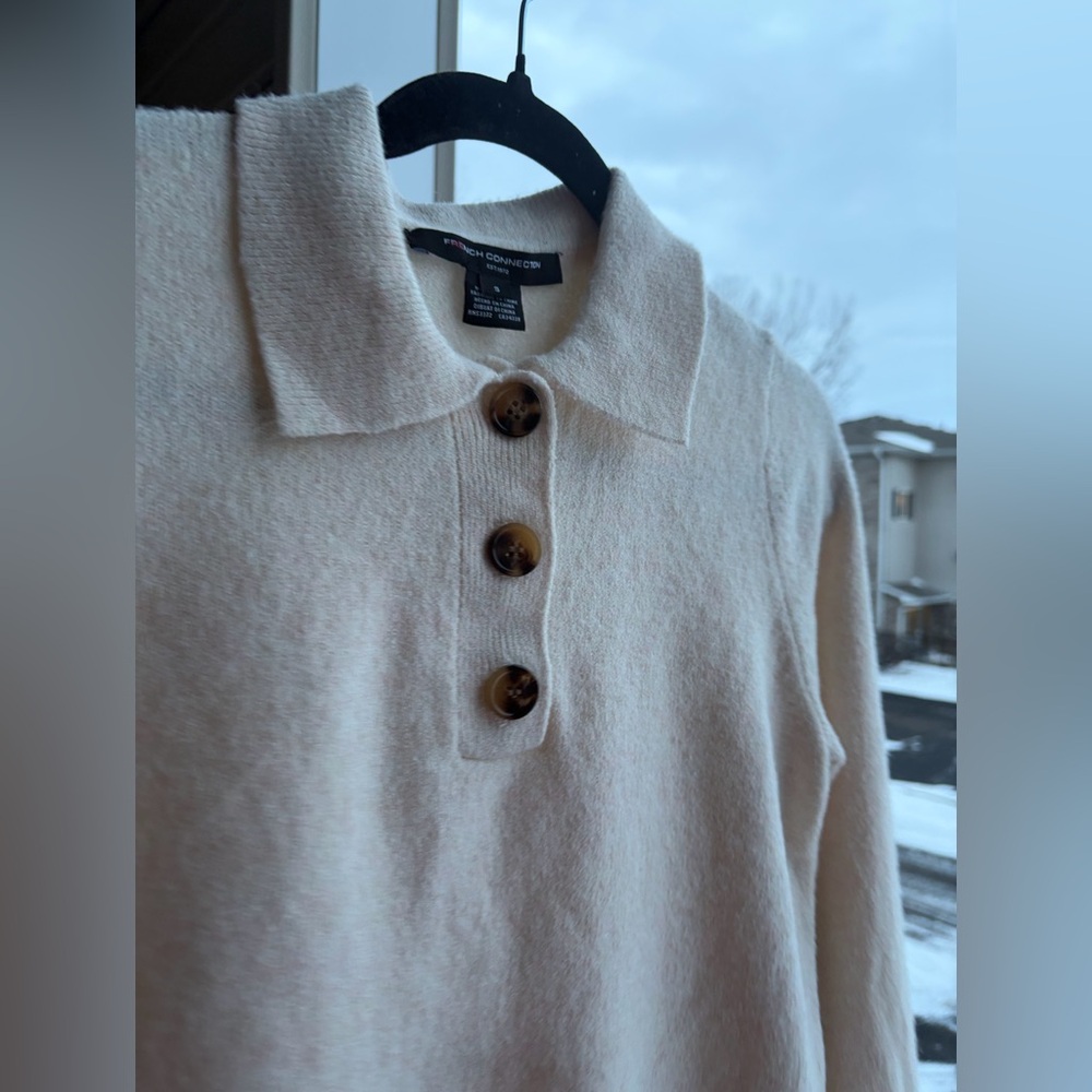 🆕 French Connection Cream Knit Polo Sweater Button Front Soft Stretchy Size S - Picture 7 of 15